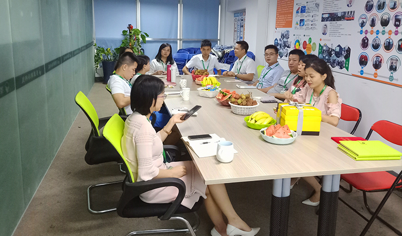 员工生日聚会